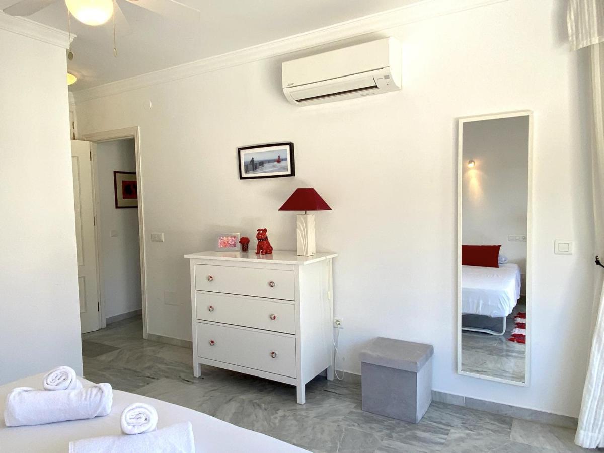 Villa Lucena Private Pool Casasol Нерха Екстериор снимка